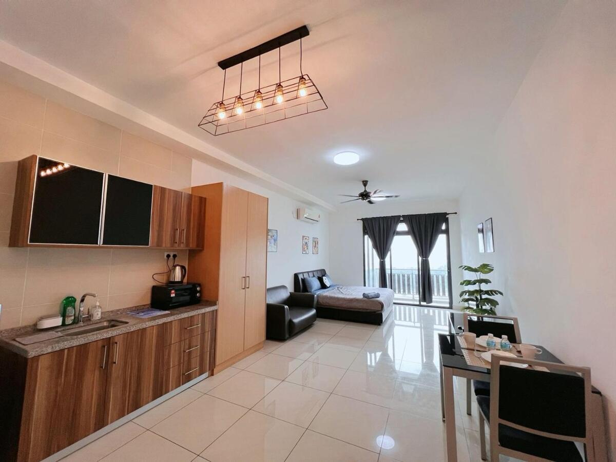 Spacious Cozy 1-3 Pax At D Secret Garden - Kempas-setia Tropika-jb Centre-mid Valley-paradigm-utm, Business Welcome Pangsapuri *